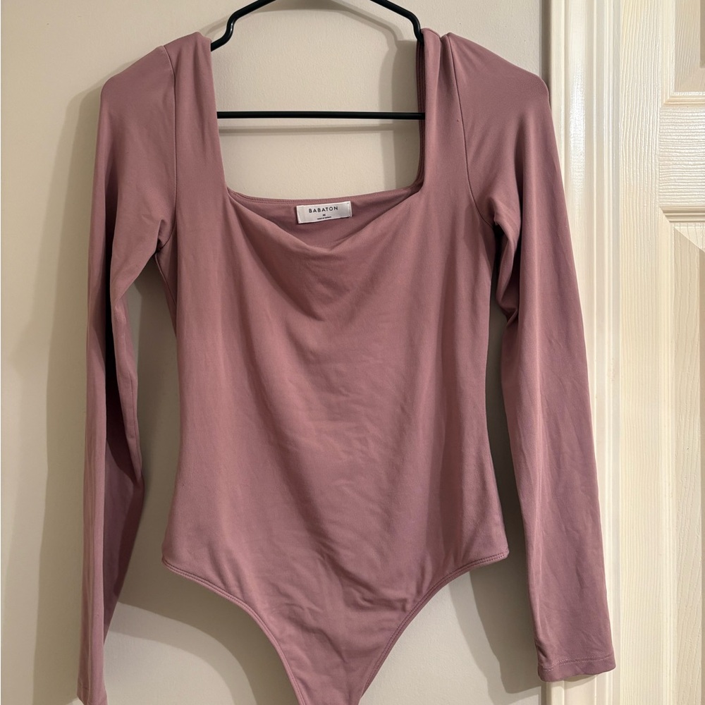 Aritzia Babaton Contour Squareneck Long Sleeve Bodysuit Dusty Mauve M, 2 for $40